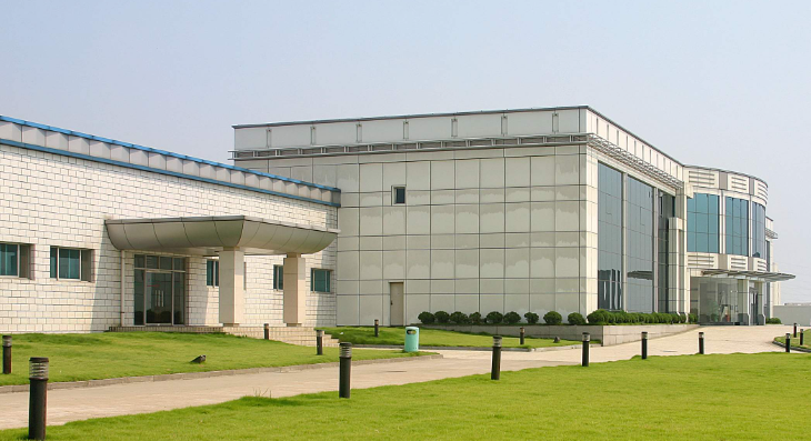 深圳瑞佳达工商业光伏电站搭建流程与并网方案详解